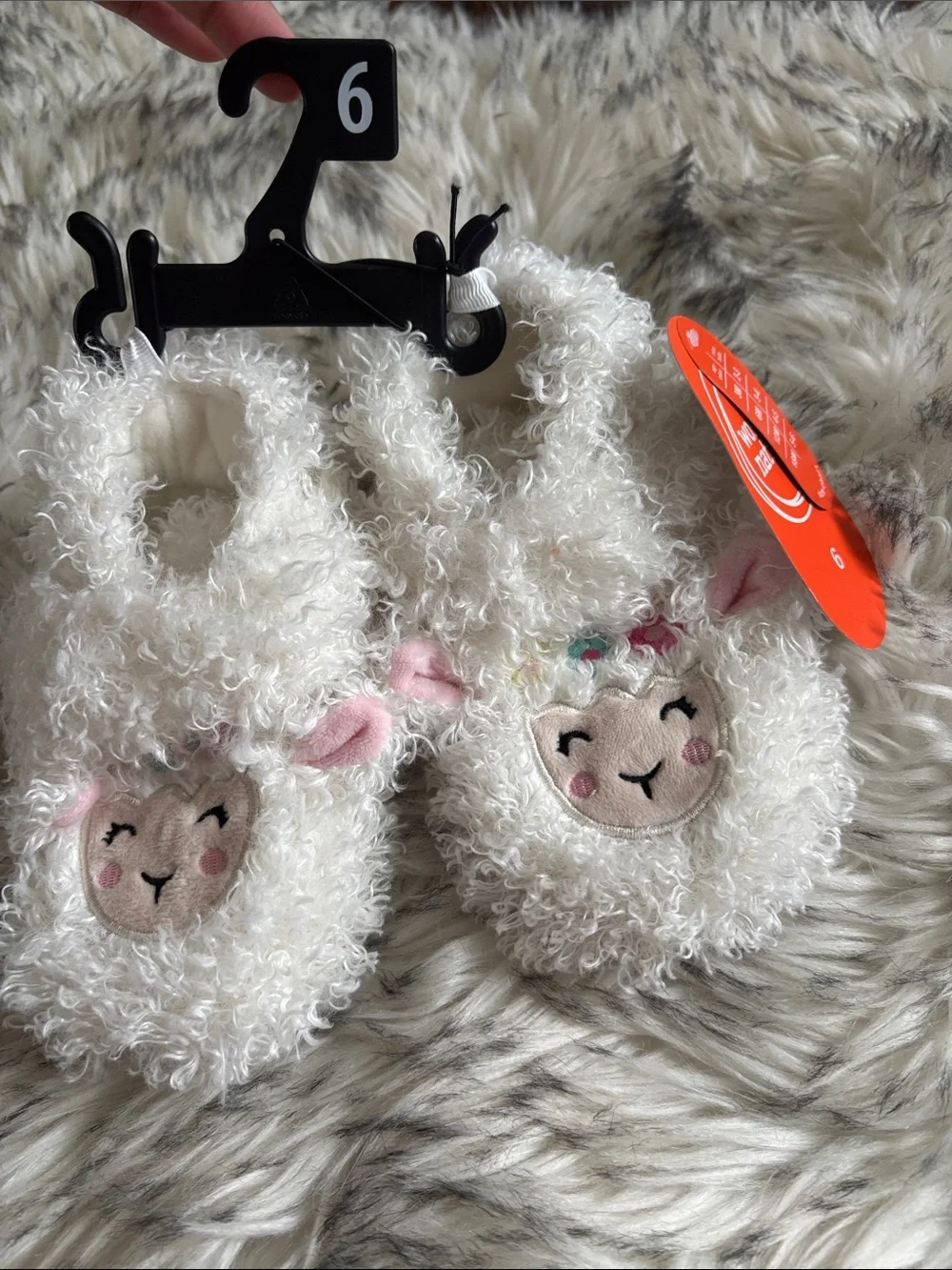 NWT Baby Girl White Plush Lamb Slippers Size 6